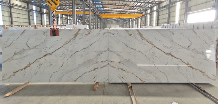Calacatta Gold Natural Quartz 3cm 138 x 79 ( Bookmatched)
